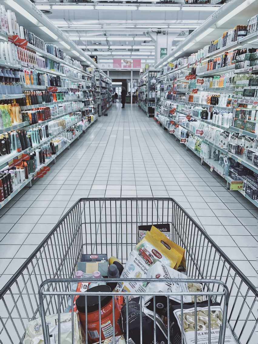 Weihnachtsgeschäft: Lokaler Handel in der Krise, Amazon legt zu